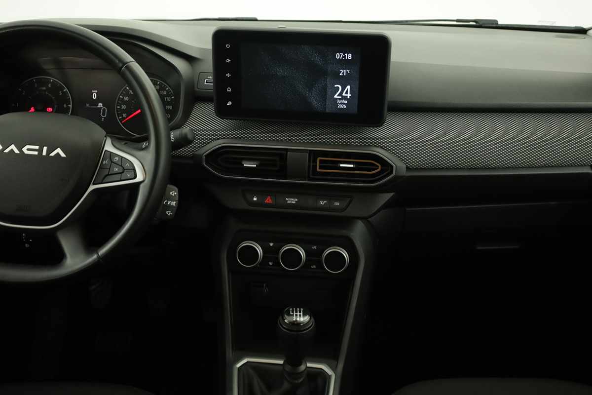 dacia-sandero-2024-gasolina-999cc