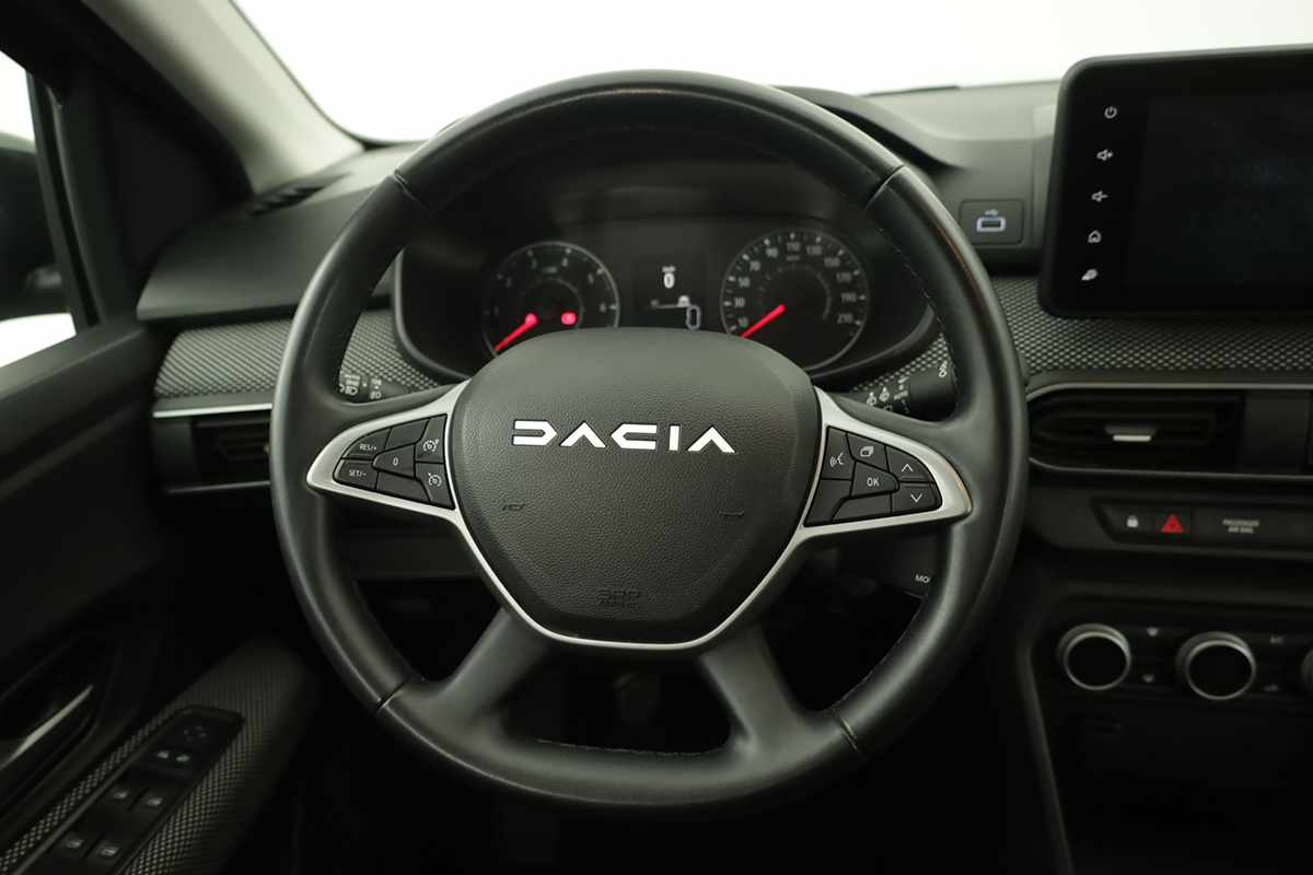 dacia-sandero-2024-gasolina-999cc