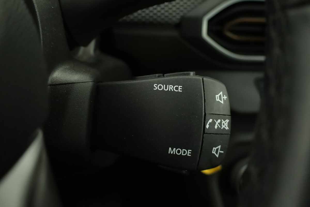 dacia-sandero-2024-gasolina-999cc