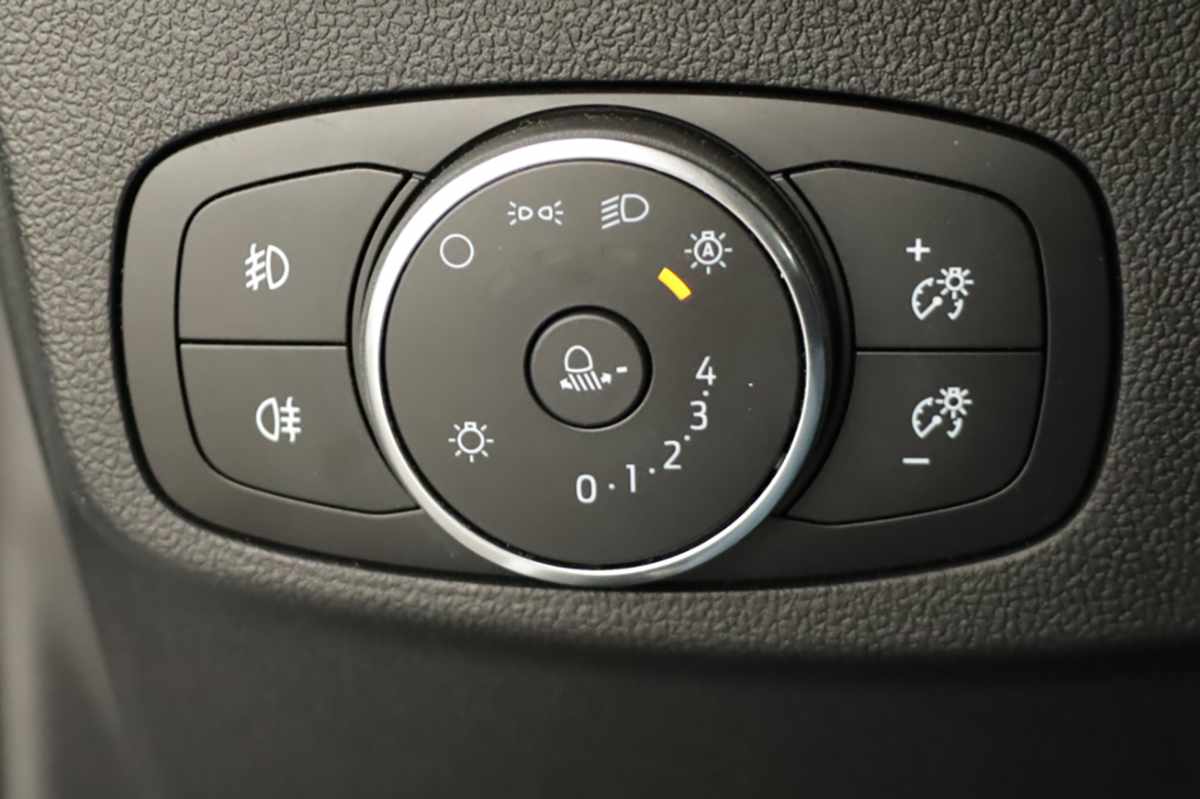 ford-focus-2025-gasolina-998cc