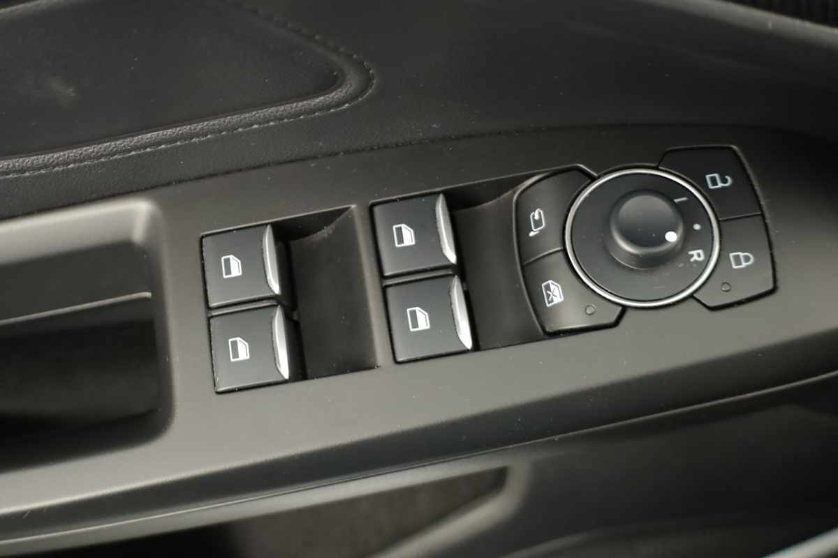 ford-focus-2025-gasolina-998cc