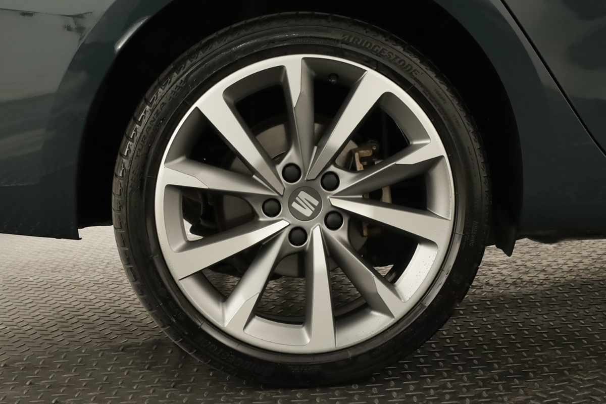 seat-leon-st-2025-hibrido-a-gasolina-1498cc