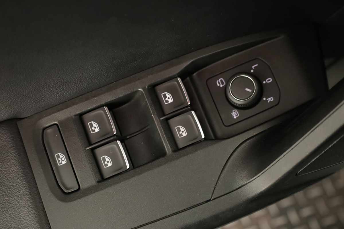 seat-leon-st-2025-hibrido-a-gasolina-1498cc