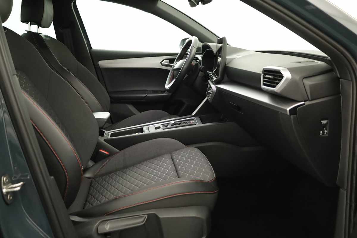 seat-leon-st-2025-hibrido-a-gasolina-1498cc