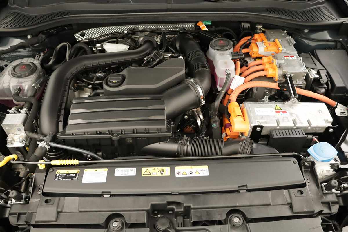 seat-leon-st-2025-hibrido-a-gasolina-1498cc