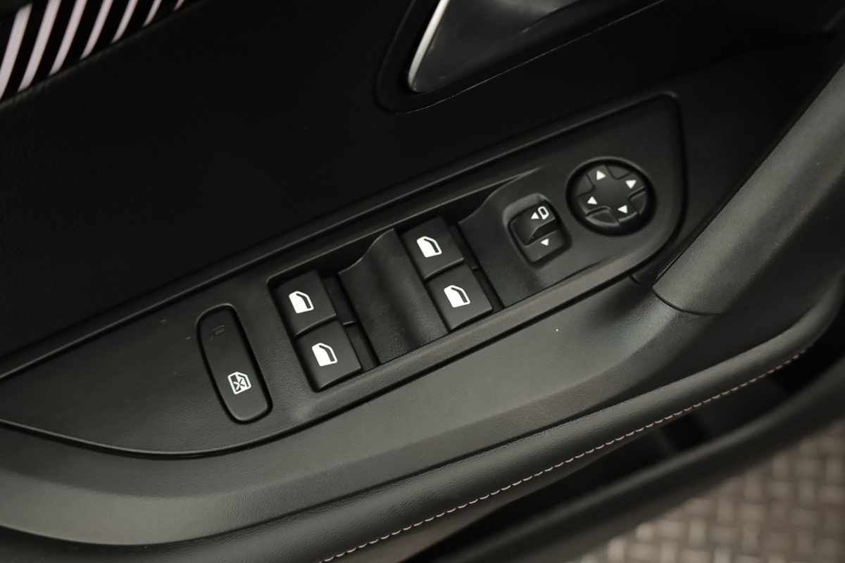 peugeot-2008-2025-gasolina-1199cc