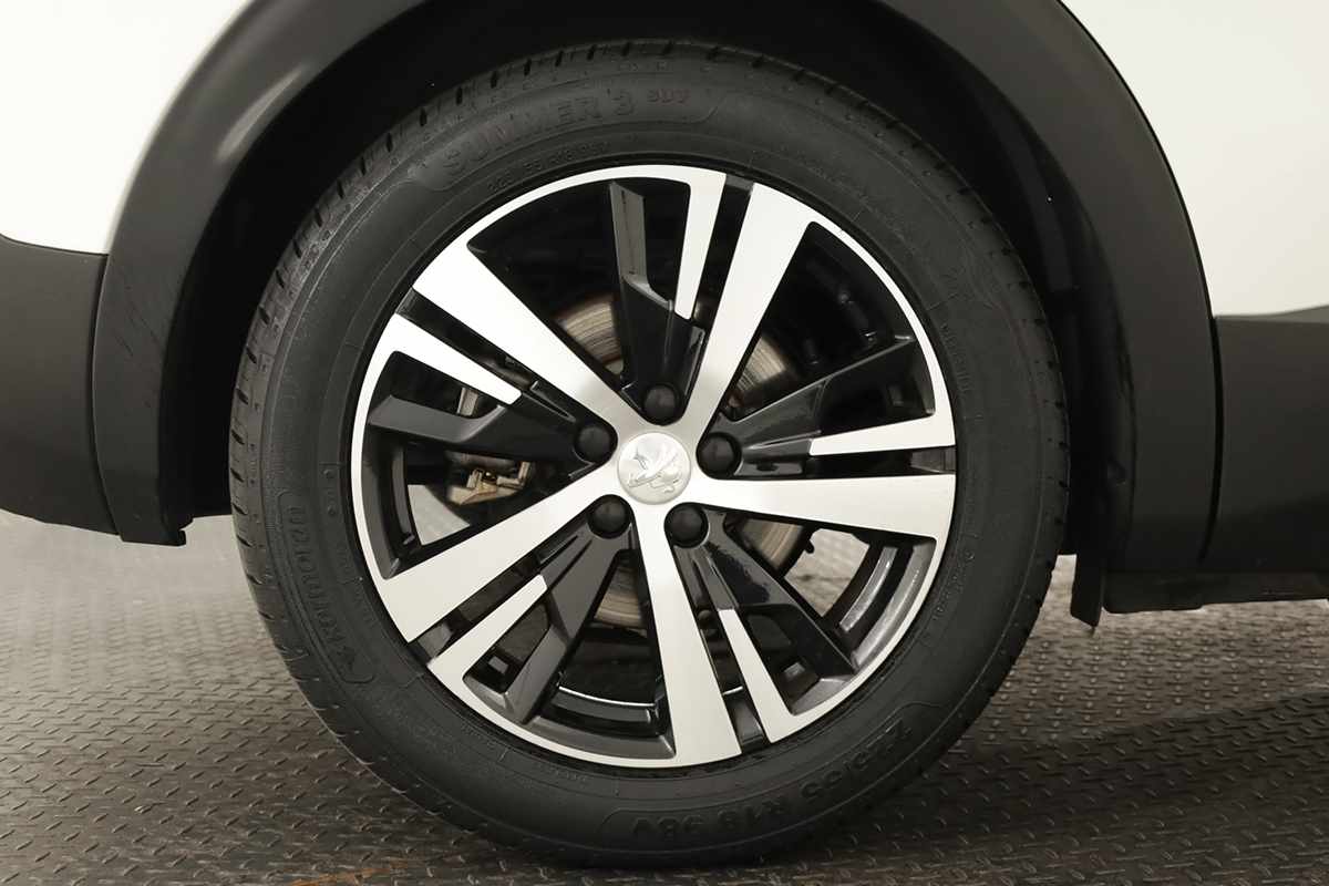 peugeot-3008-2021-hibrido-a-gasolina-1598cc