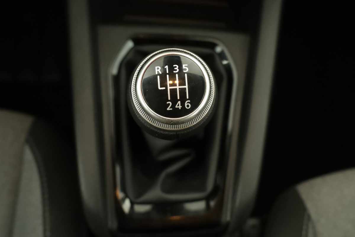 renault-clio-2024-gpl-999cc