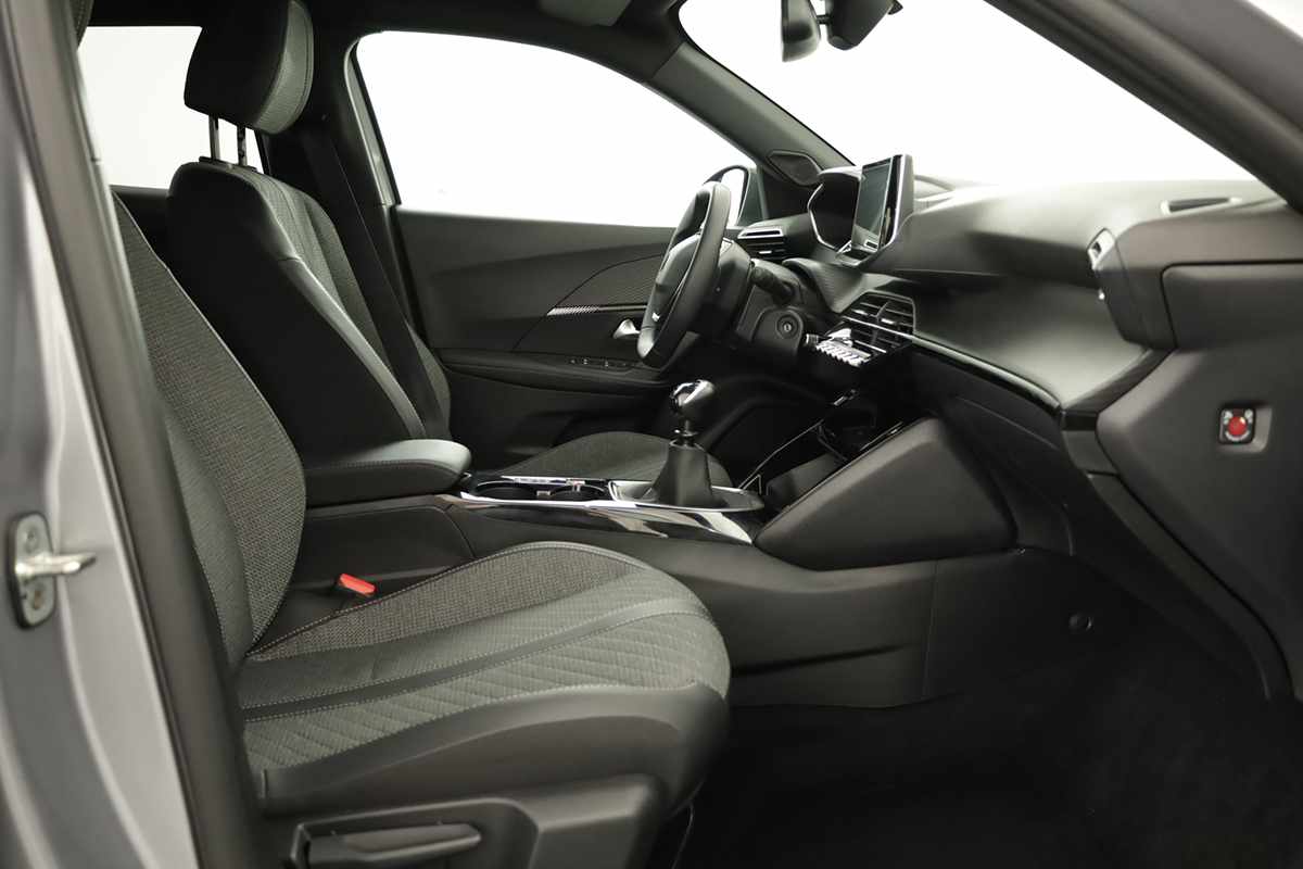 peugeot-2008-2025-gasolina-1199cc