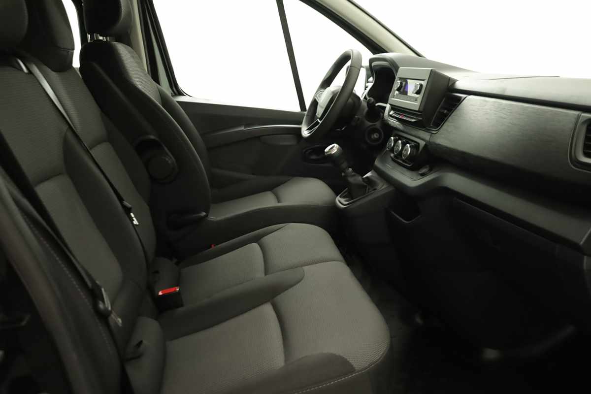 renault-trafic-2024-diesel-1997cc