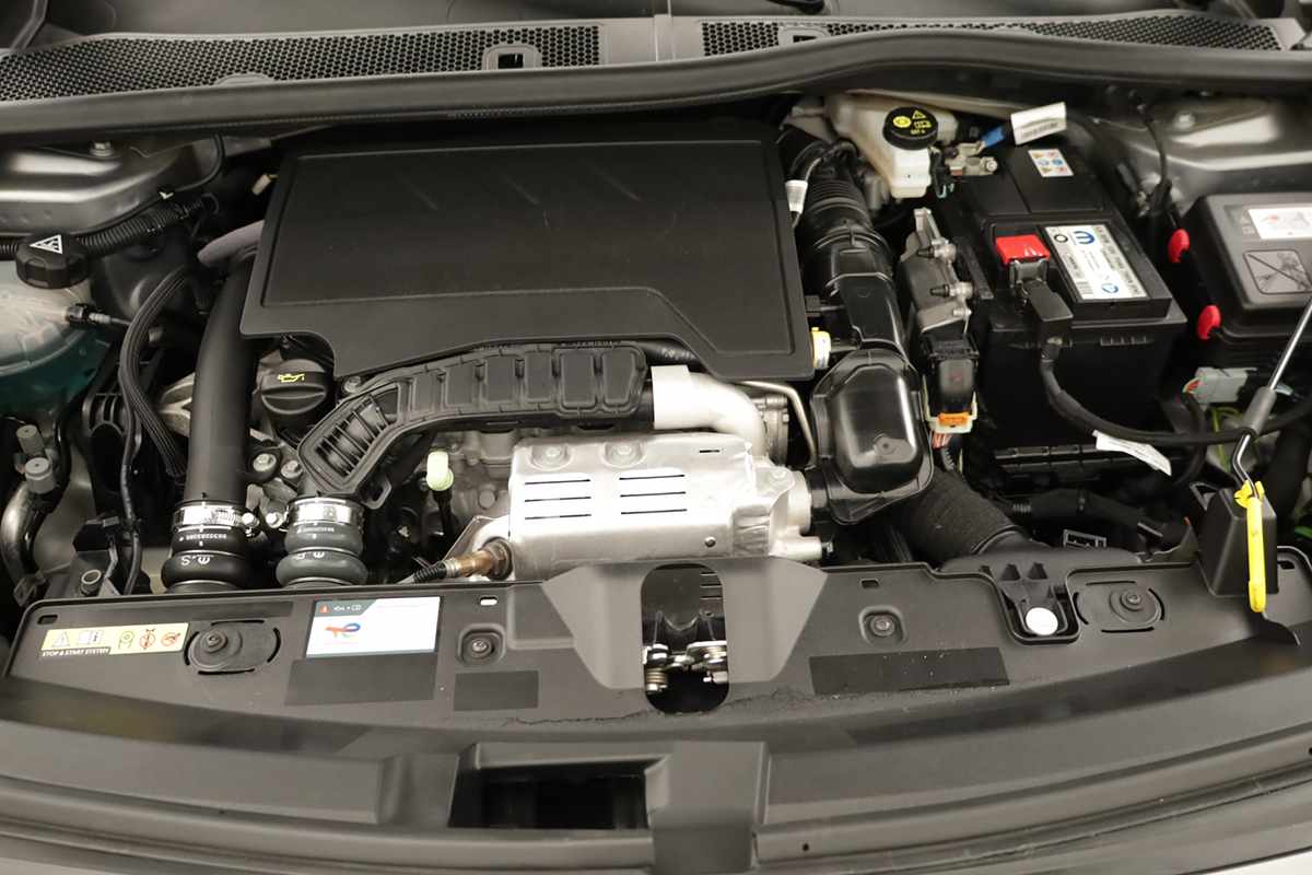 peugeot-2008-2025-gasolina-1199cc