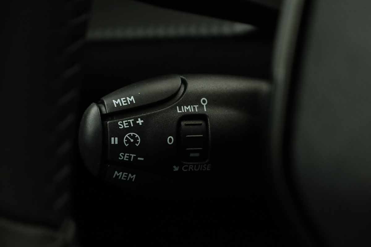 peugeot-2008-2025-gasolina-1199cc