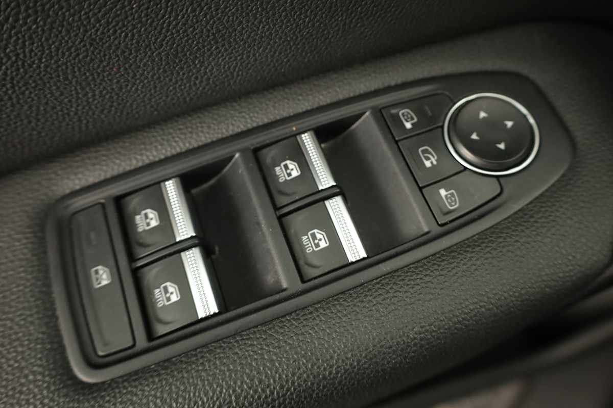 renault-captur-2024-gpl-999cc
