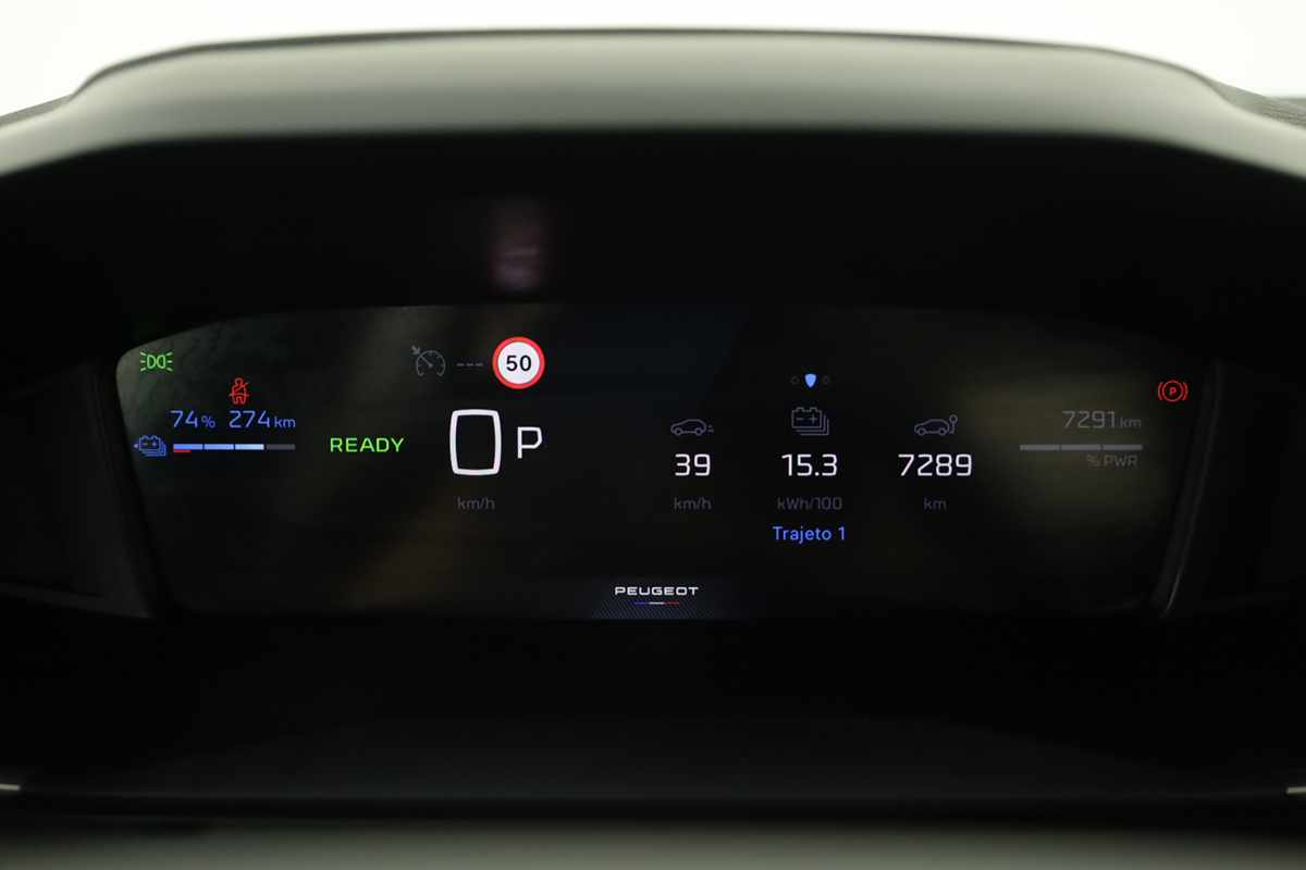 peugeot-e-2008-2025-eletrico-0cc