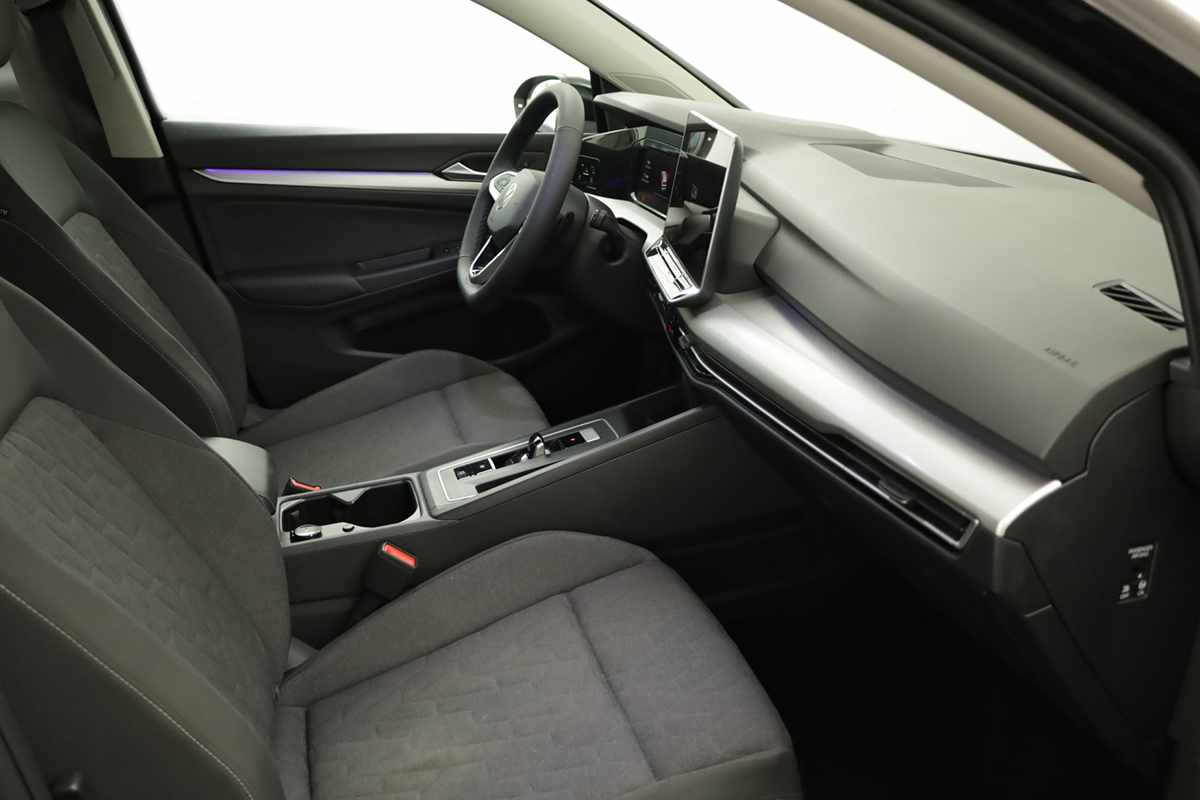 volkswagen-golf-2025-hibrido-a-gasolina-1498cc