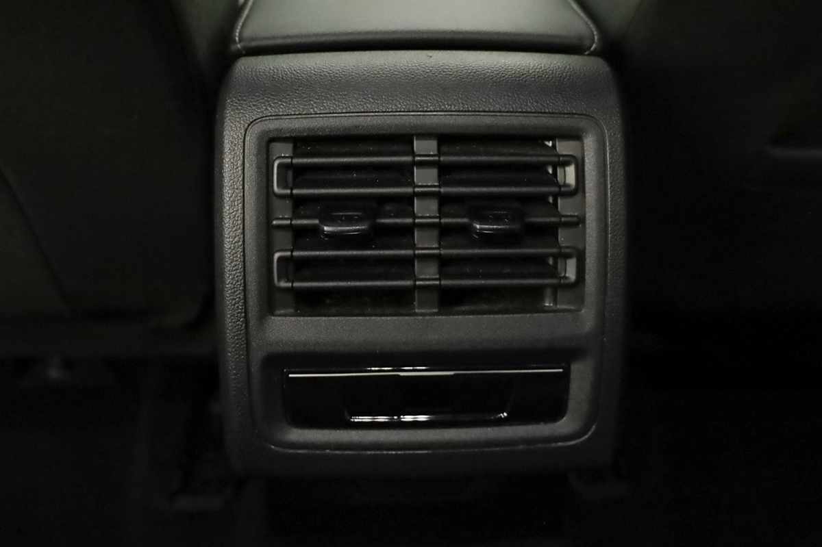 volkswagen-golf-2025-hibrido-a-gasolina-1498cc
