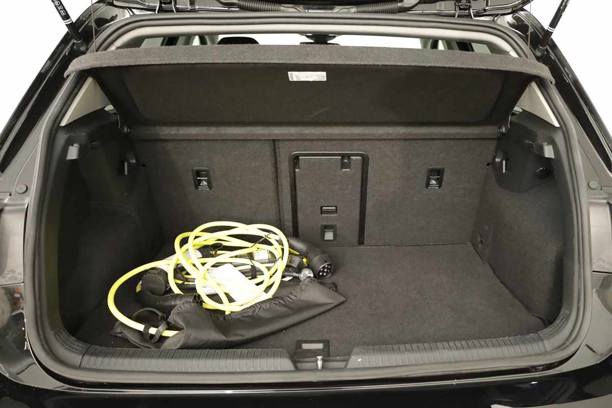 volkswagen-golf-2025-hibrido-a-gasolina-1498cc