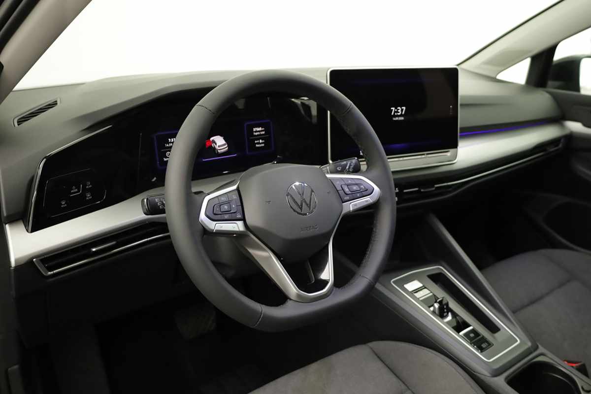 volkswagen-golf-2025-hibrido-a-gasolina-1498cc