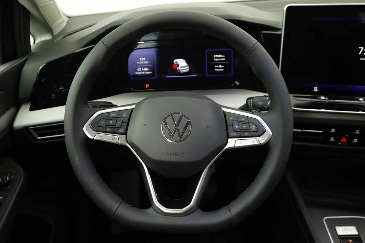 volkswagen-golf-2025-hibrido-a-gasolina-1498cc