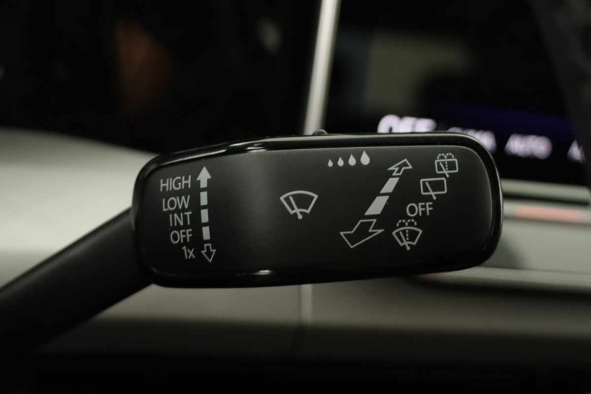 volkswagen-golf-2025-hibrido-a-gasolina-1498cc