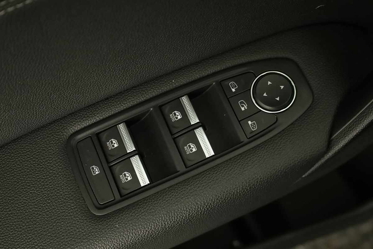 renault-captur-2024-gpl-999cc