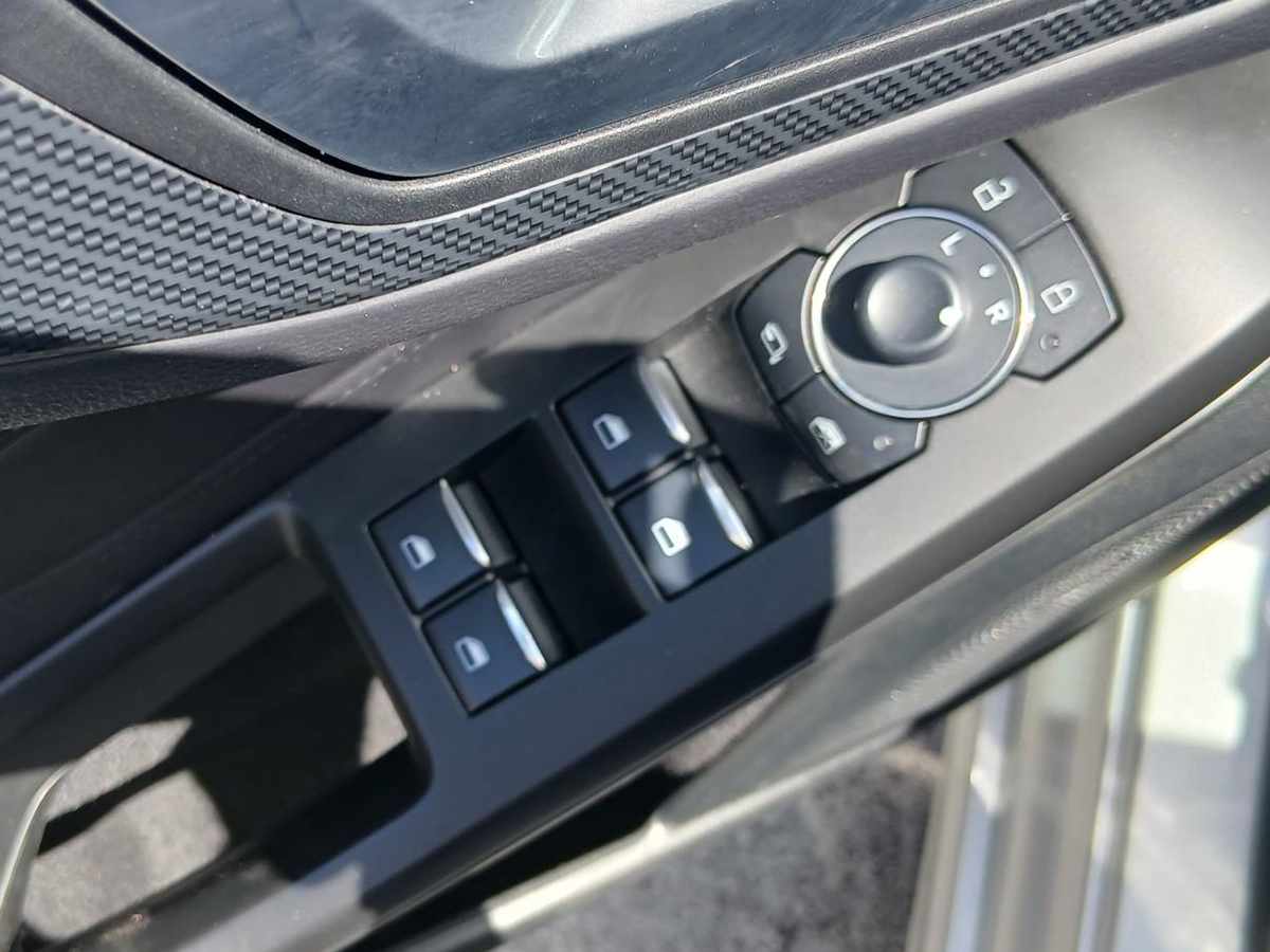 ford-focus-2025-gasolina-998cc