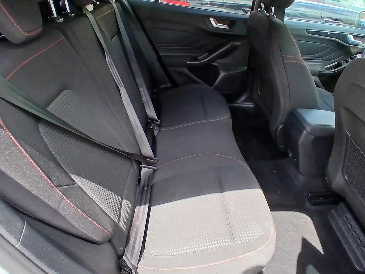 ford-focus-2025-gasolina-998cc