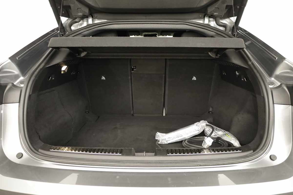 renault-rafale-2025-hibrido-a-gasolina-1199cc