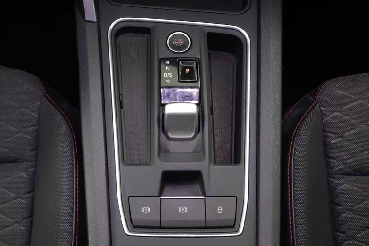 seat-leon-st-2025-hibrido-a-gasolina-1498cc