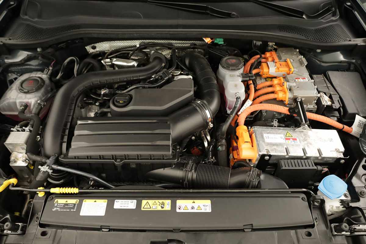 seat-leon-st-2025-hibrido-a-gasolina-1498cc