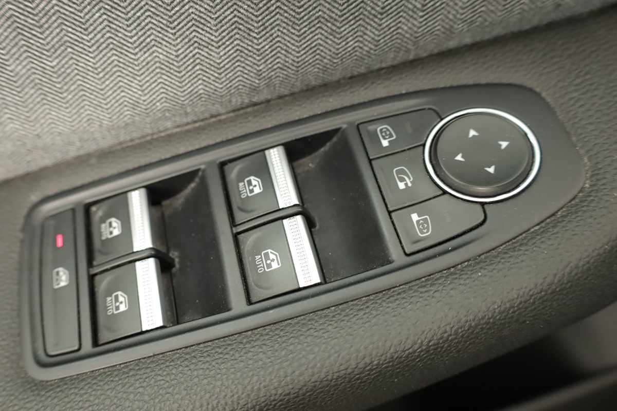 renault-clio-2024-gasolina-999cc