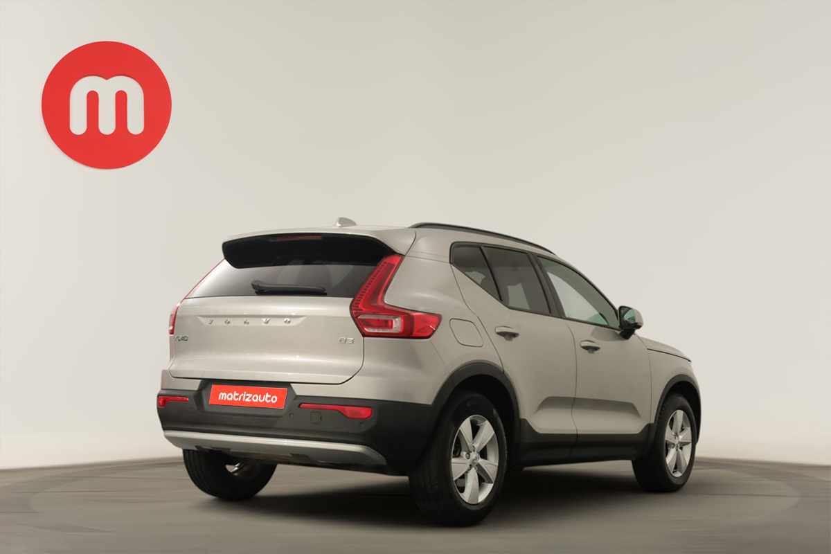 volvo-xc40-2025-gasolina-1969cc