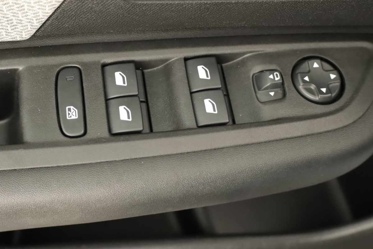 citroen-c4-2024-gasolina-1199cc