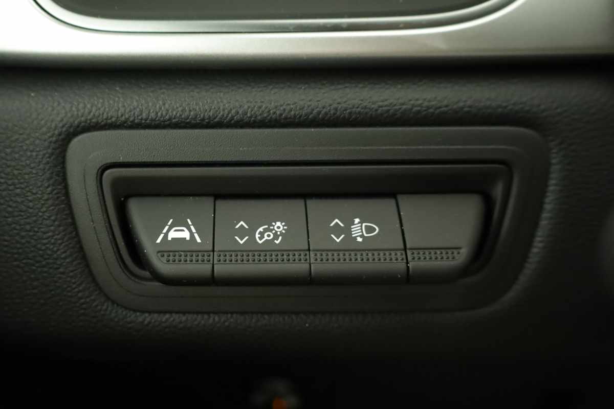 renault-captur-2023-gpl-999cc
