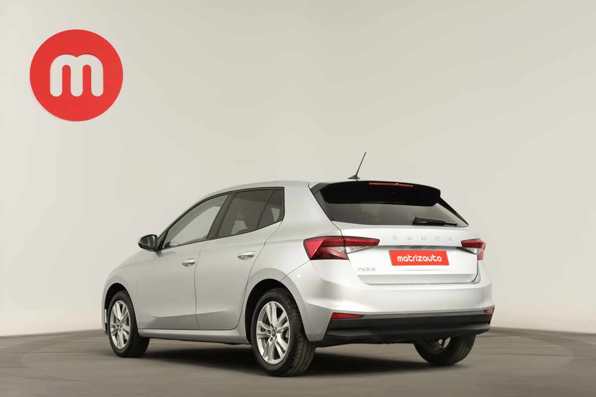 skoda-fabia-2025-gasolina-999cc