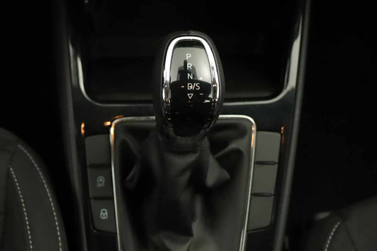 skoda-fabia-2025-gasolina-999cc