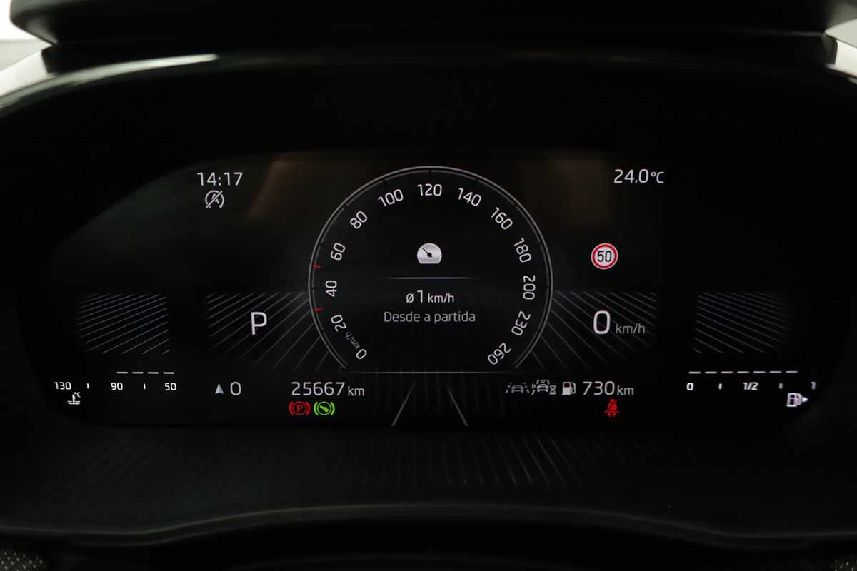 skoda-fabia-2025-gasolina-999cc