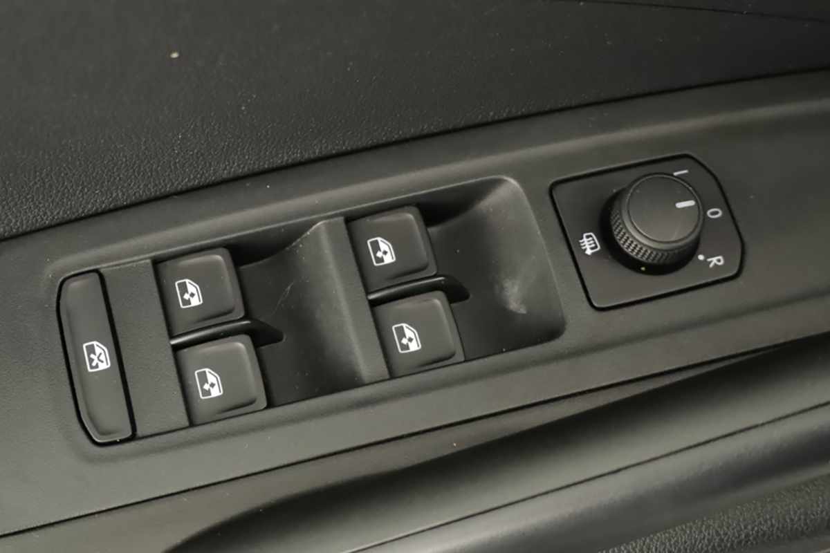skoda-fabia-2025-gasolina-999cc