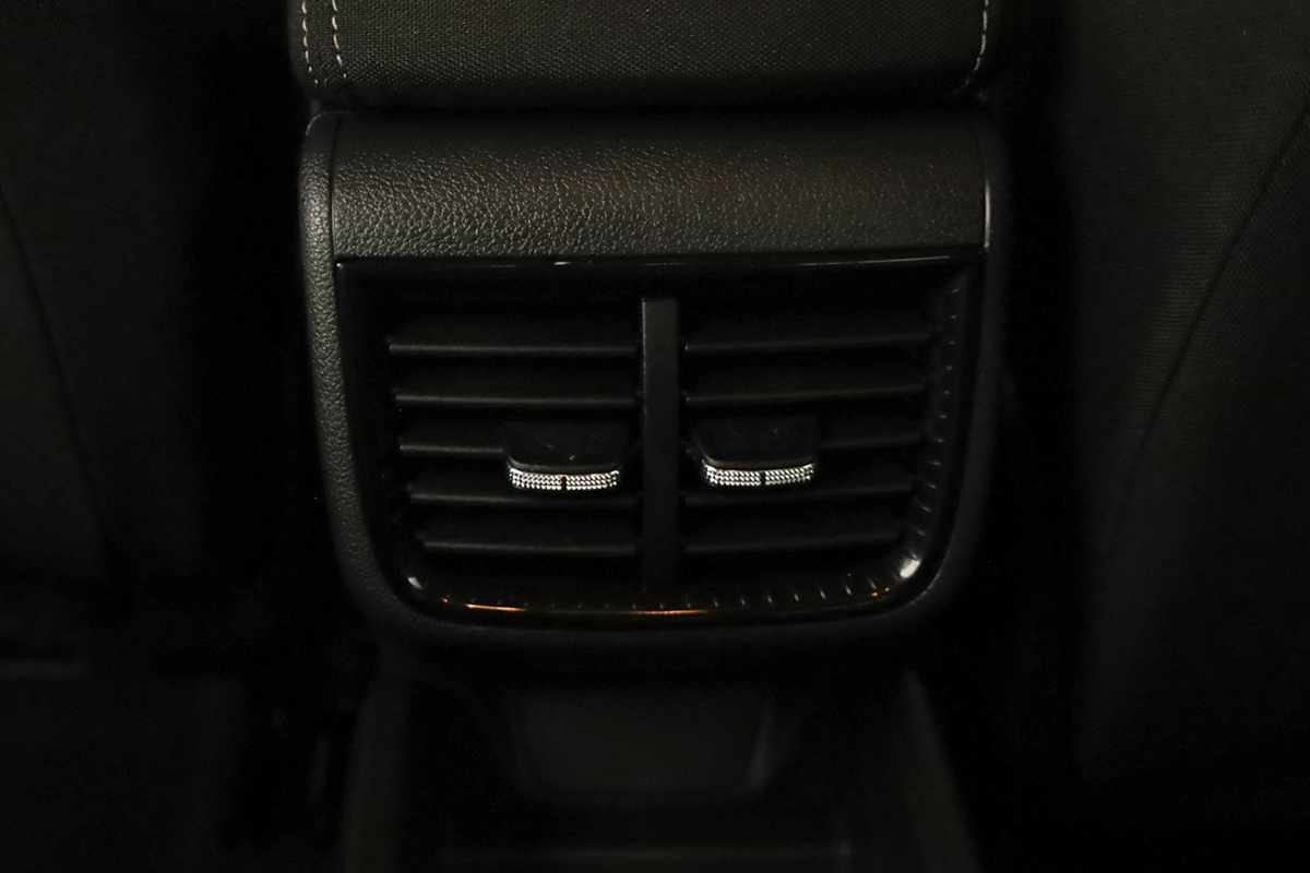 skoda-fabia-2025-gasolina-999cc