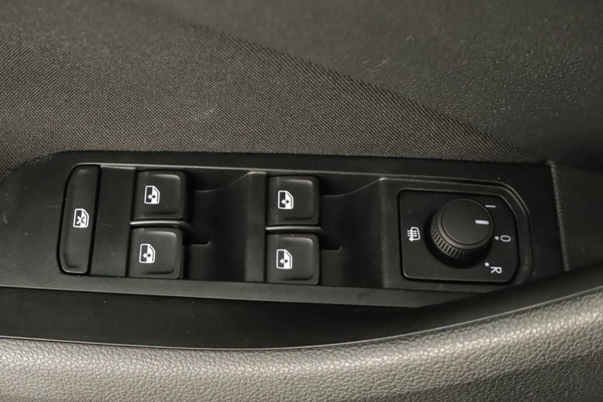 skoda-kamiq-2025-gasolina-999cc