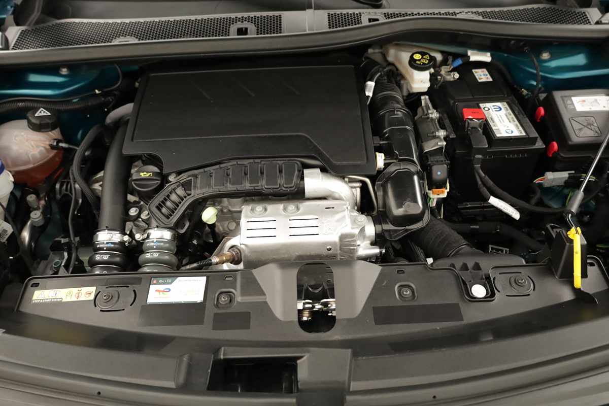 peugeot-2008-2025-gasolina-1199cc