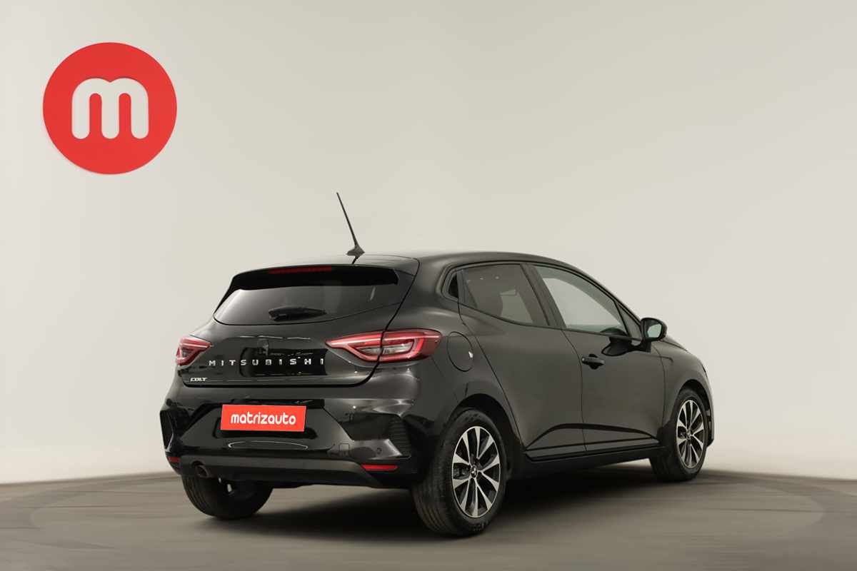mitsubishi-colt-2024-gasolina-999cc