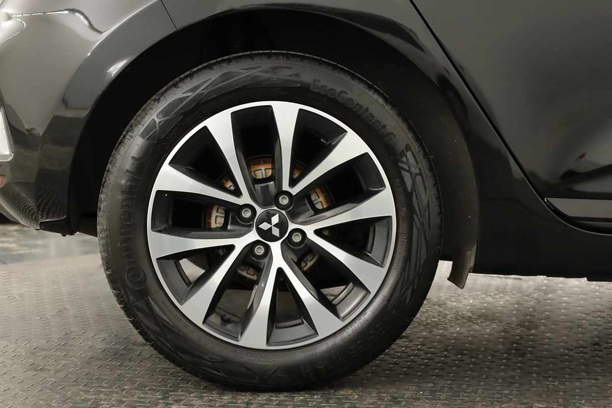 mitsubishi-colt-2024-gasolina-999cc
