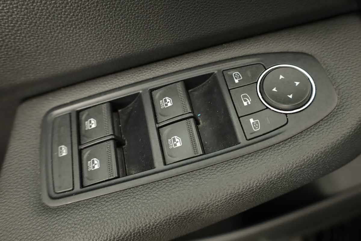mitsubishi-colt-2024-gasolina-999cc