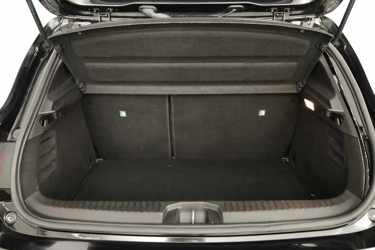 mitsubishi-colt-2024-gasolina-999cc