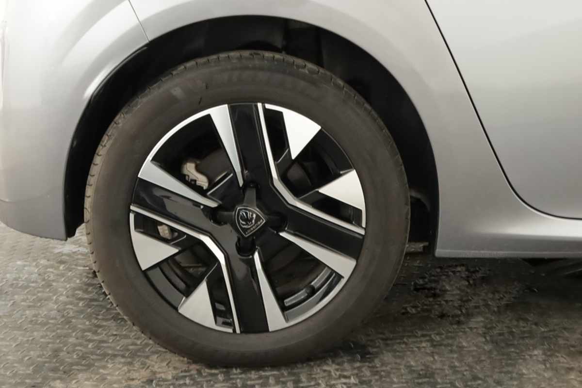 peugeot-e-208-2025-eletrico-0cc