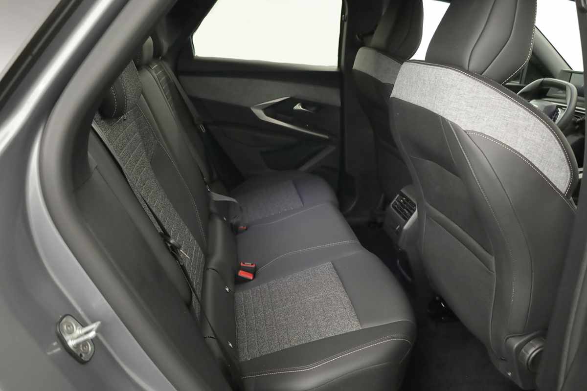 peugeot-3008-2025-gasolina-1199cc