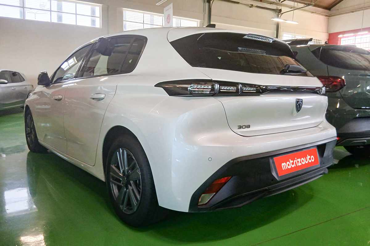 peugeot-308-2023-gasolina-1199cc