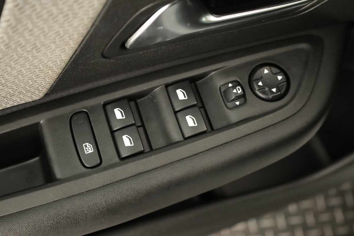 citroen-c4-2024-gasolina-1199cc