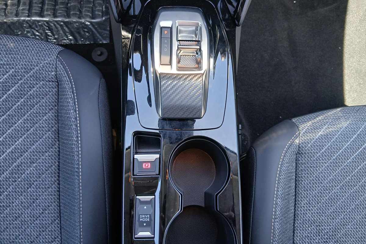 peugeot-208-2026-gasolina-1199cc